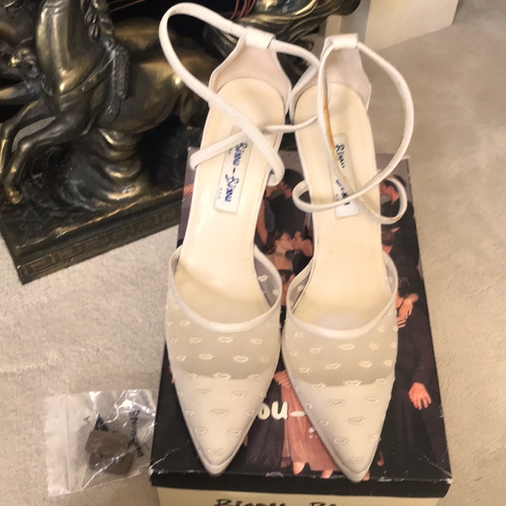 Bisou-Bisou, Bette Napa-Kid/Lips, Mesh/Cream, Size 10 - Picture 2 of 7